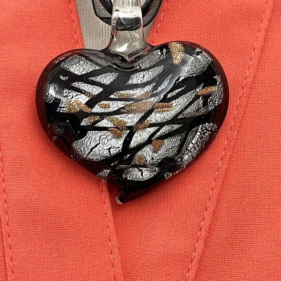 Black Cord Ribbon Silver-tone Glass Heart Pendant Women's Fashion Necklace NWOT - Picture 2 of 4